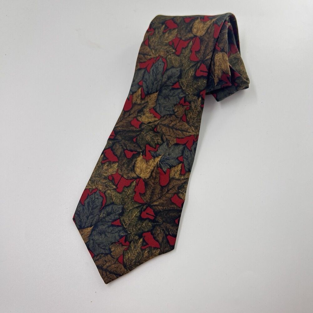 Bert Pulitzer Ancient Madder Silk Tie USA Made Leafs Vintage Style Necktie
